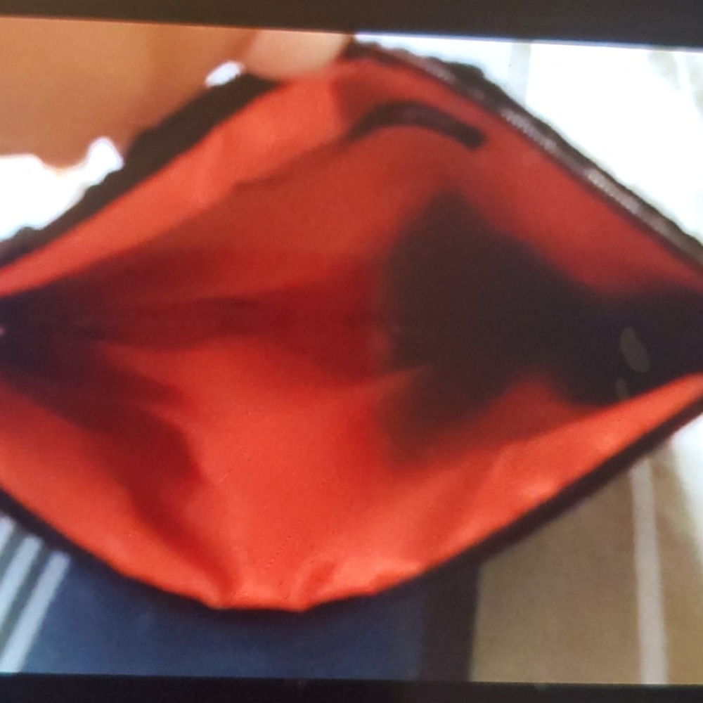 Pouch - Picture 2 of 4